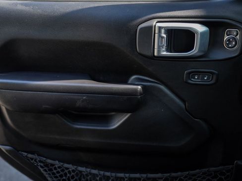 Used 2021 Jeep Gladiator Mojave w/ LED Lighting Group image 34