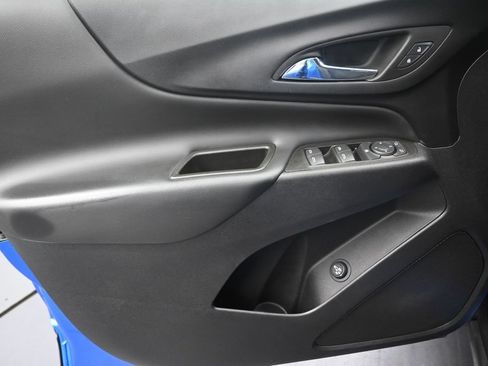 Used 2024 Chevrolet Equinox LT FWD image 11