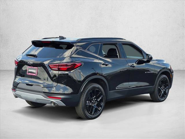New 2026 Chevrolet Blazer LT w/ Convenience Package FWD image 2