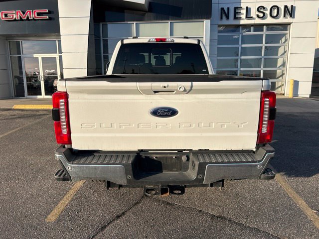 Used 2023 Ford F350 Lariat w/ Lariat Ultimate Package AWD/4WD image 7
