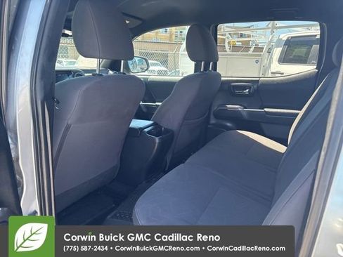 Used 2018 Toyota Tacoma TRD Sport w/ Exterior Package AWD/4WD image 26