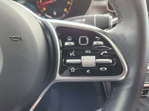 Used 2023 Mercedes-Benz GLC 300 4MATIC Coupe image 27