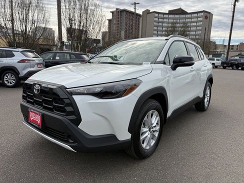 New 2026 Toyota Corolla Cross LE image 4