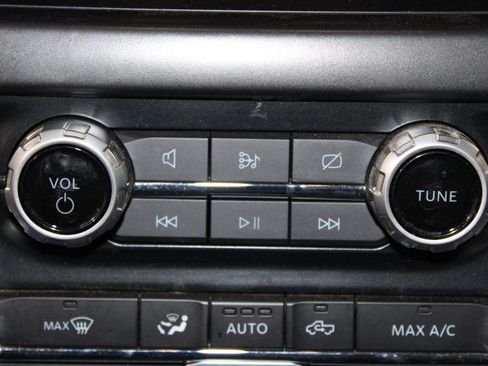 Used 2024 Ford F150 XLT w/ FX4 Off-Road Package image 29