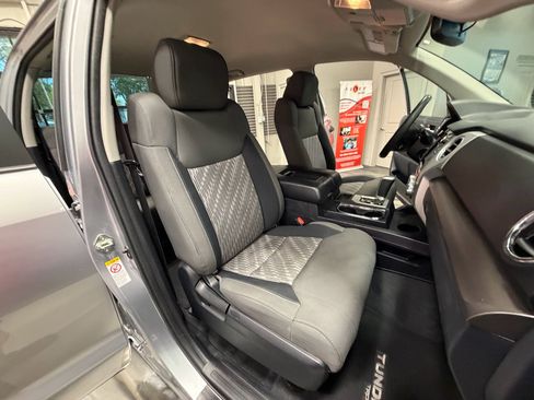 Used 2018 Toyota Tundra SR5 w/ TRD Off Road Package image 4