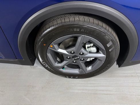 New 2026 Kia K4 FWD image 10