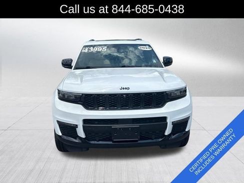 Used 2025 Jeep Grand Cherokee L Limited w/ Luxury Tech Group II RWD image 2
