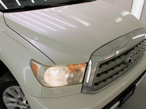 Used 2012 Toyota Sequoia Platinum AWD/4WD image 19