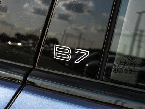 Used 2019 BMW ALPINA B7 xDrive w/ Luxury Rear Seating Package image 48