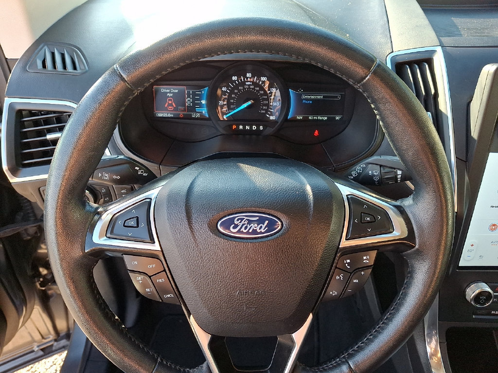 Used 2024 Ford Edge Titanium AWD/4WD image 19