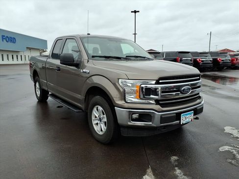 Used 2018 Ford F150 XLT image 8