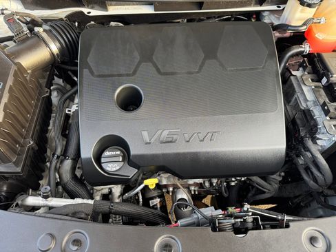 Used 2022 Buick Enclave Premium image 22