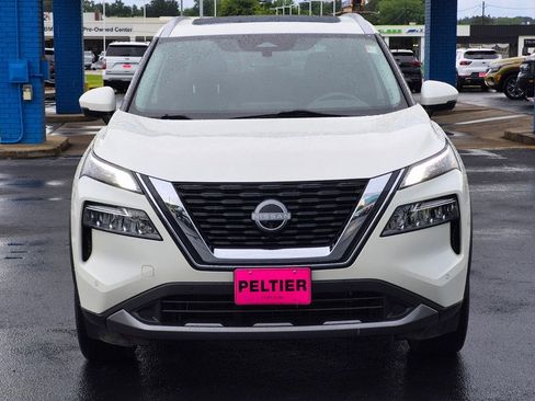Used 2023 Nissan Rogue SL w/ SL Premium Package FWD image 2