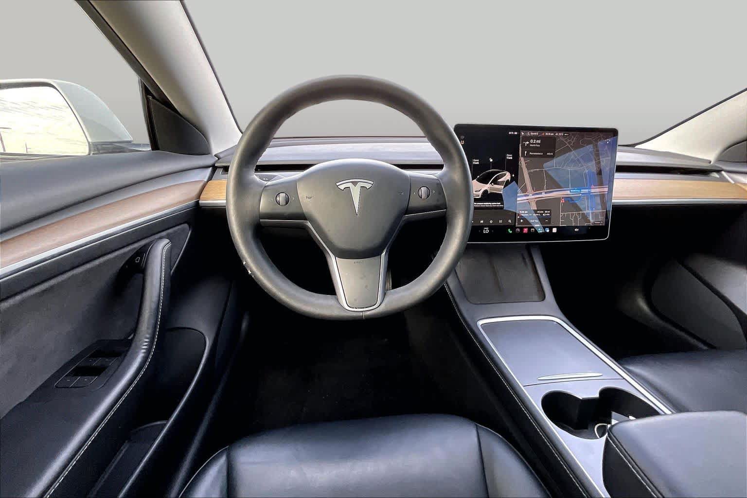 Used 2021 Tesla Model 3 Standard Range Plus RWD image 5