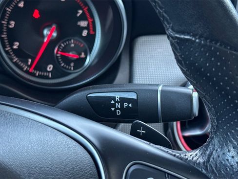 Used 2019 Mercedes-Benz GLA 250 4MATIC image 26