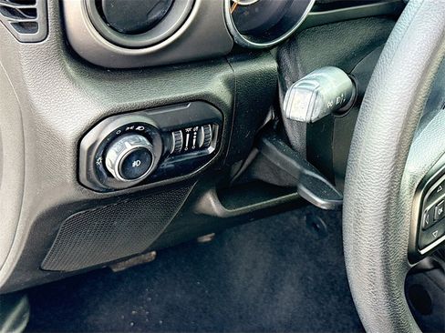 Used 2021 Jeep Wrangler Unlimited Sport image 11