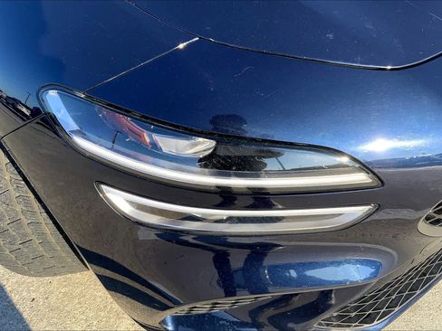 Used 2023 Genesis G70 2.0T w/ Sport Prestige Package image 26