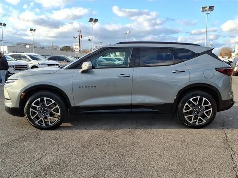 Used 2025 Chevrolet Blazer RS image 7