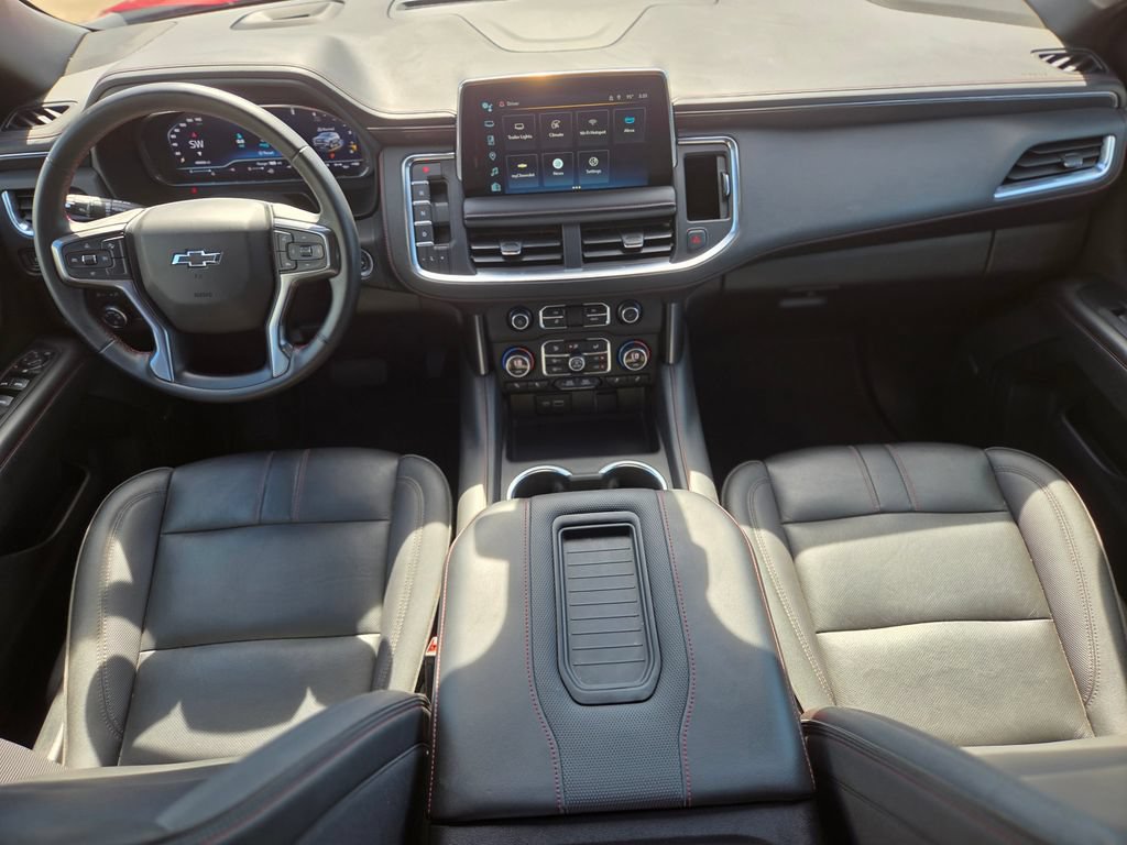 Used 2023 Chevrolet Suburban RST RWD image 9