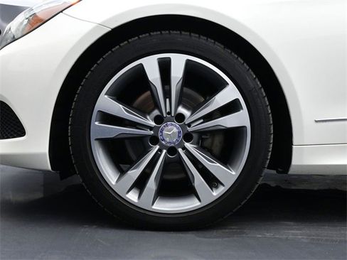 Used 2017 Mercedes-Benz E 400 Cabriolet image 6