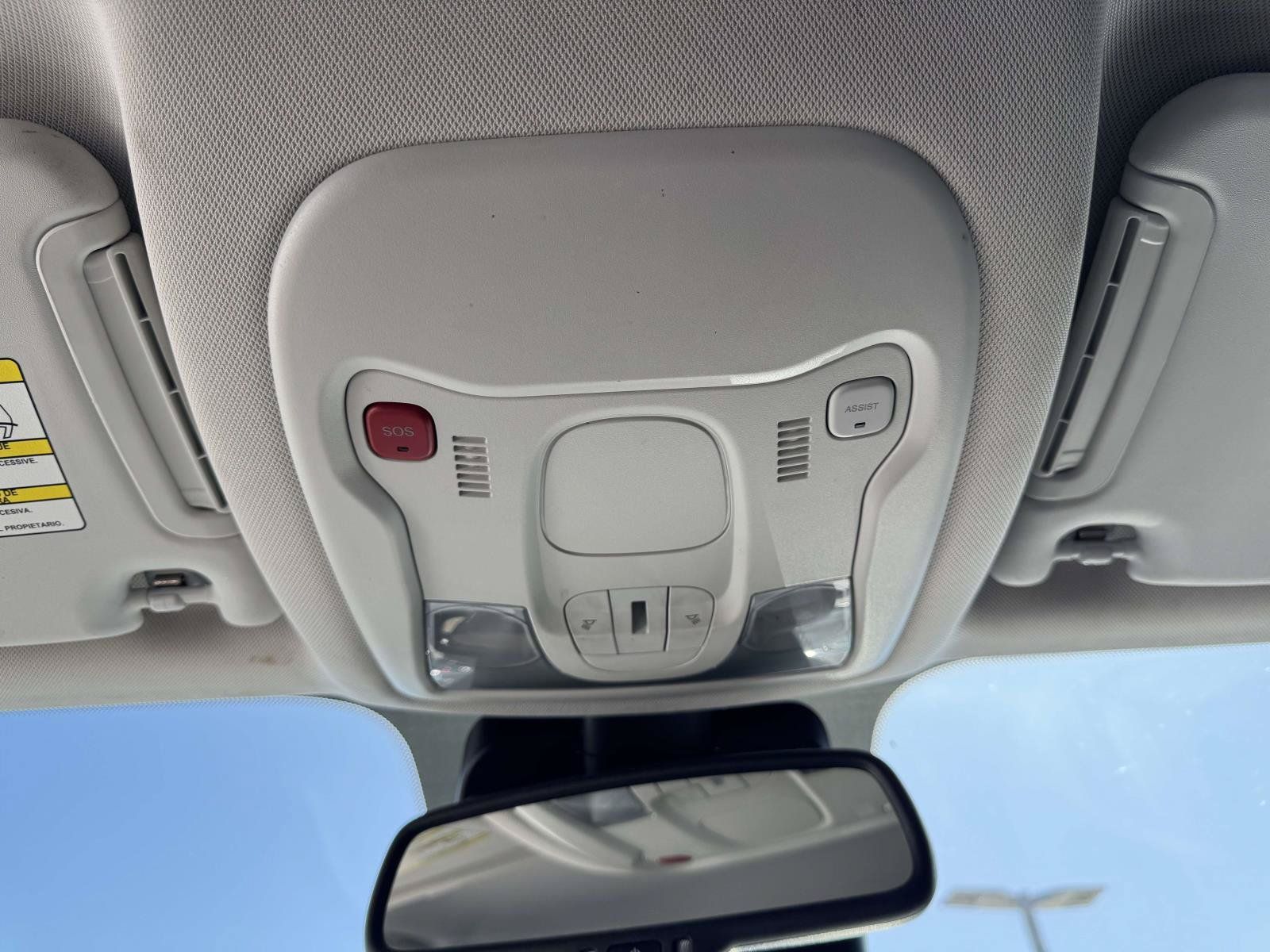 Used 2020 Jeep Renegade Latitude w/ UConnect 8.4 Nav Group AWD/4WD image 27