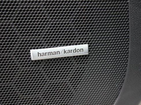 Used 2019 Subaru Ascent Limited image 19