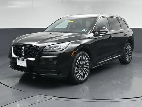 Certified 2022 Lincoln Corsair Reserve w/ Equipment Group 201A AWD/4WD image 3
