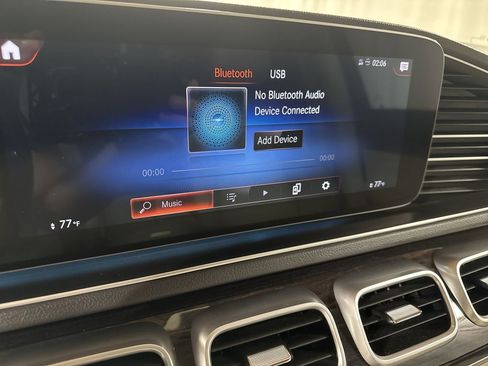 Used 2020 Mercedes-Benz GLE 580 GLE 580 w/ Parking Assist Package image 24