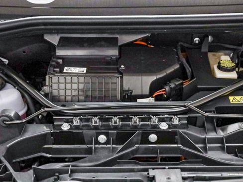 New 2026 Audi Q4 e-tron Premium image 29