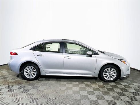 New 2026 Toyota Corolla XLE image 9