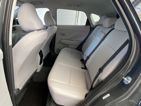 Used 2025 Hyundai Kona SEL FWD image 16