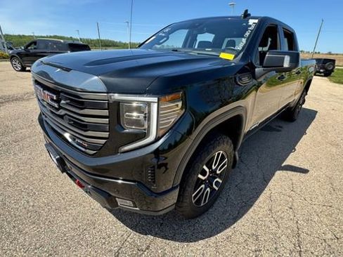 Used 2024 GMC Sierra 1500 AT4 AWD/4WD image 7