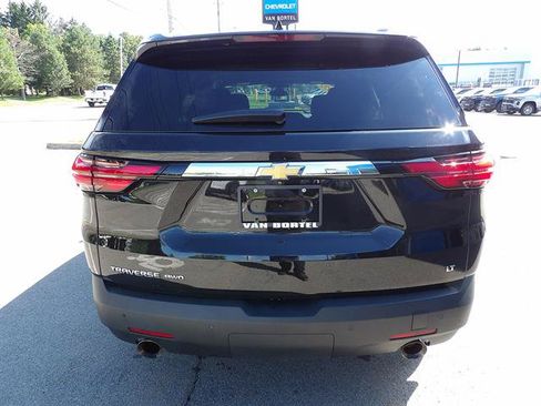 Used 2022 Chevrolet Traverse LT AWD/4WD image 4