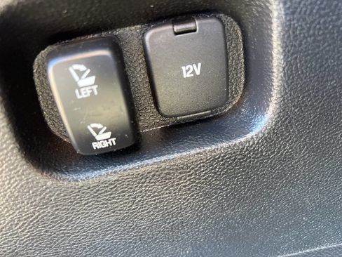 Used 2016 Ford Edge SEL w/ Equipment Group 201A AWD/4WD image 27