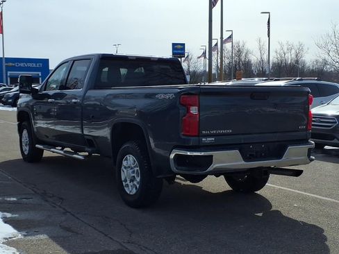 Used 2020 Chevrolet Silverado 3500 LTZ image 6