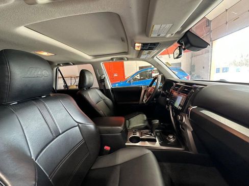 Used 2023 Toyota 4Runner 40th Anniversary SE AWD/4WD image 45