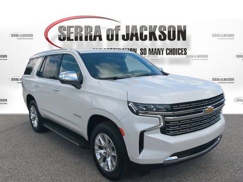Used 2021 Chevrolet Tahoe Premier RWD image 2