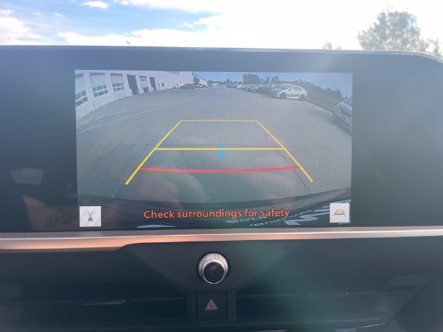 Used 2025 Toyota Crown Signia AWD/4WD image 14