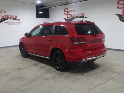 Used 2020 Dodge Journey Crossroad image 2