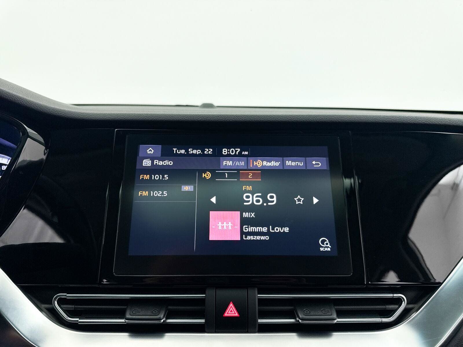 Used 2022 Kia Niro LXS FWD image 20