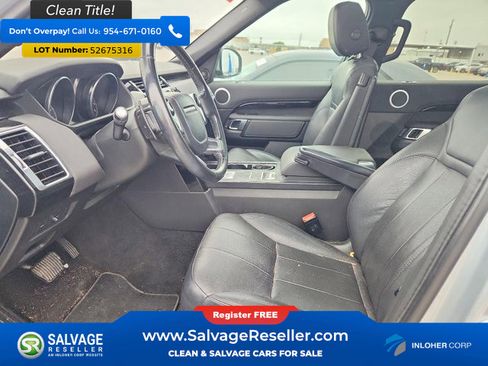 Used 2019 Land Rover Discovery SE AWD/4WD image 9