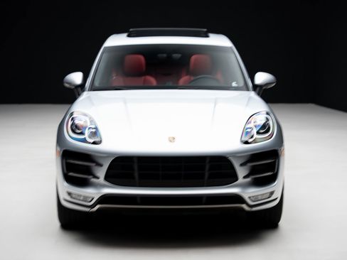 Used 2016 Porsche Macan Turbo AWD/4WD image 6