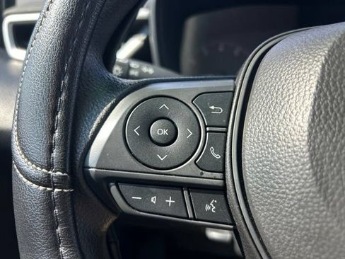 Used 2025 Toyota Corolla LE FWD image 15