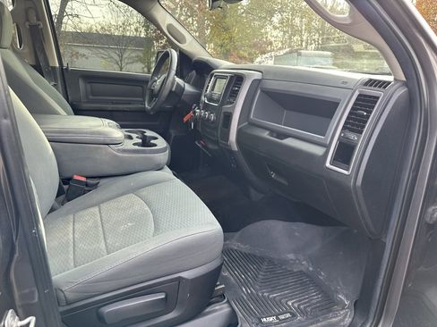 Used 2014 RAM 1500 Express image 30