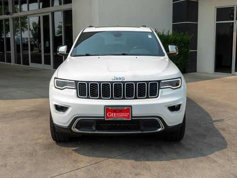 Used 2021 Jeep Grand Cherokee Limited w/ Luxury Group II AWD/4WD image 2