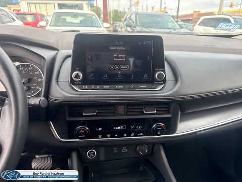Used 2023 Nissan Rogue SV AWD/4WD image 24