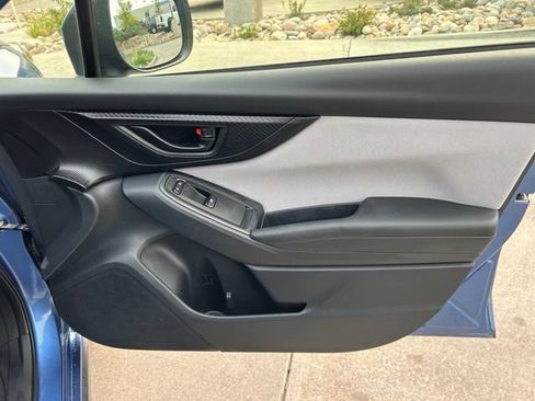 Used 2019 Subaru Crosstrek 2.0i Premium AWD/4WD image 31