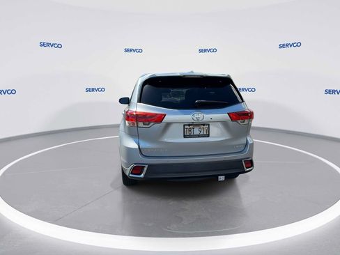 Used 2017 Toyota Highlander Limited FWD image 7