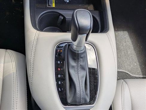 Used 2025 Honda HR-V EX-L image 13