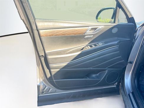 Used 2024 Genesis GV80 2.5T image 18